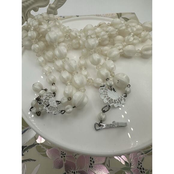 Vintage Retro Multi Strand necklace White Faceted Beads Jewelry Beauty Germany - Picture 5 of 6